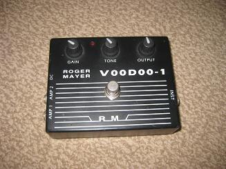 ROGER MAYER VOODOO-1: 所有エレキギターと機材の紹介